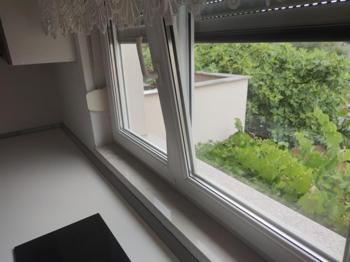 Apartmani Kutlesa Vodice Eksteriør billede