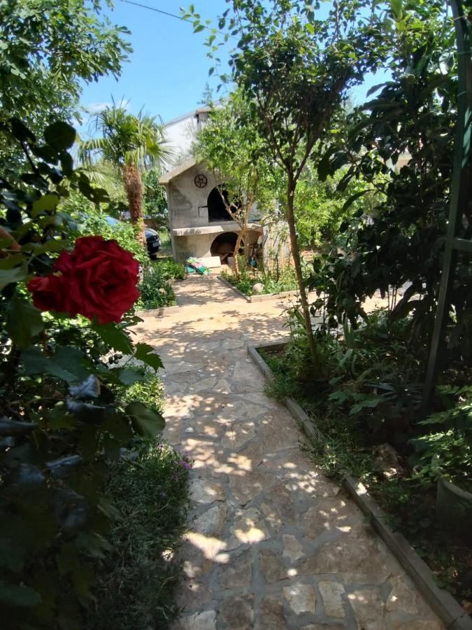 Apartmani Kutlesa Vodice Eksteriør billede