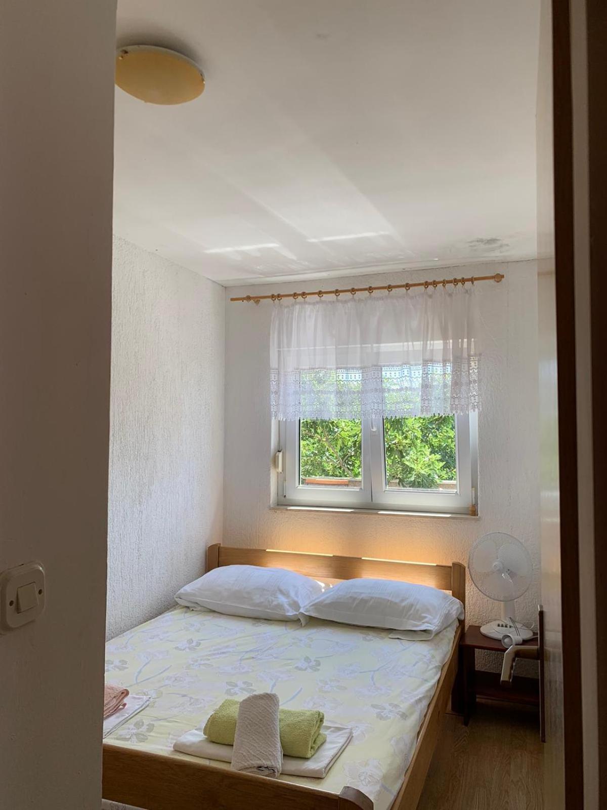 Apartmani Kutlesa Vodice Eksteriør billede