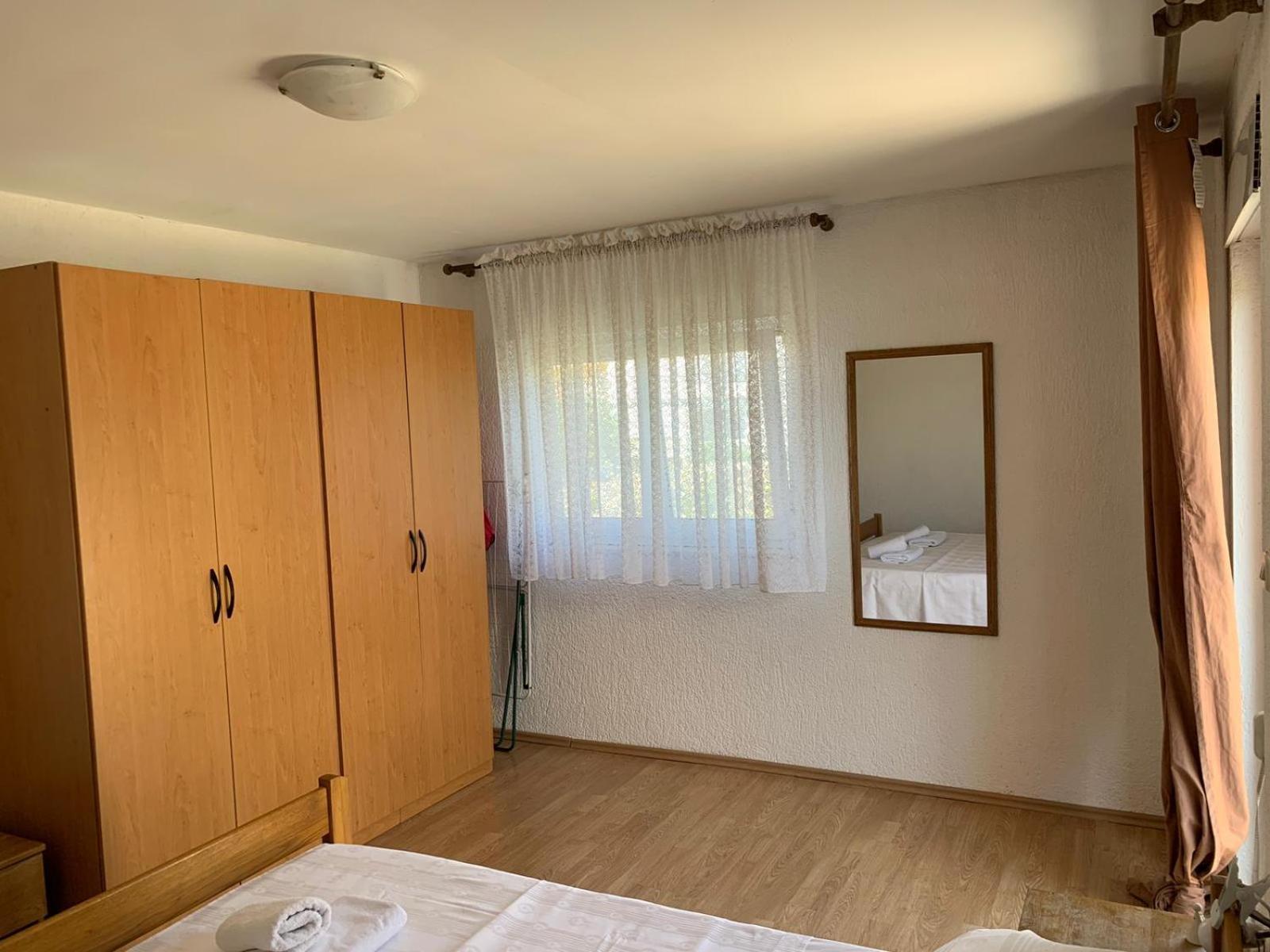 Apartmani Kutlesa Vodice Eksteriør billede
