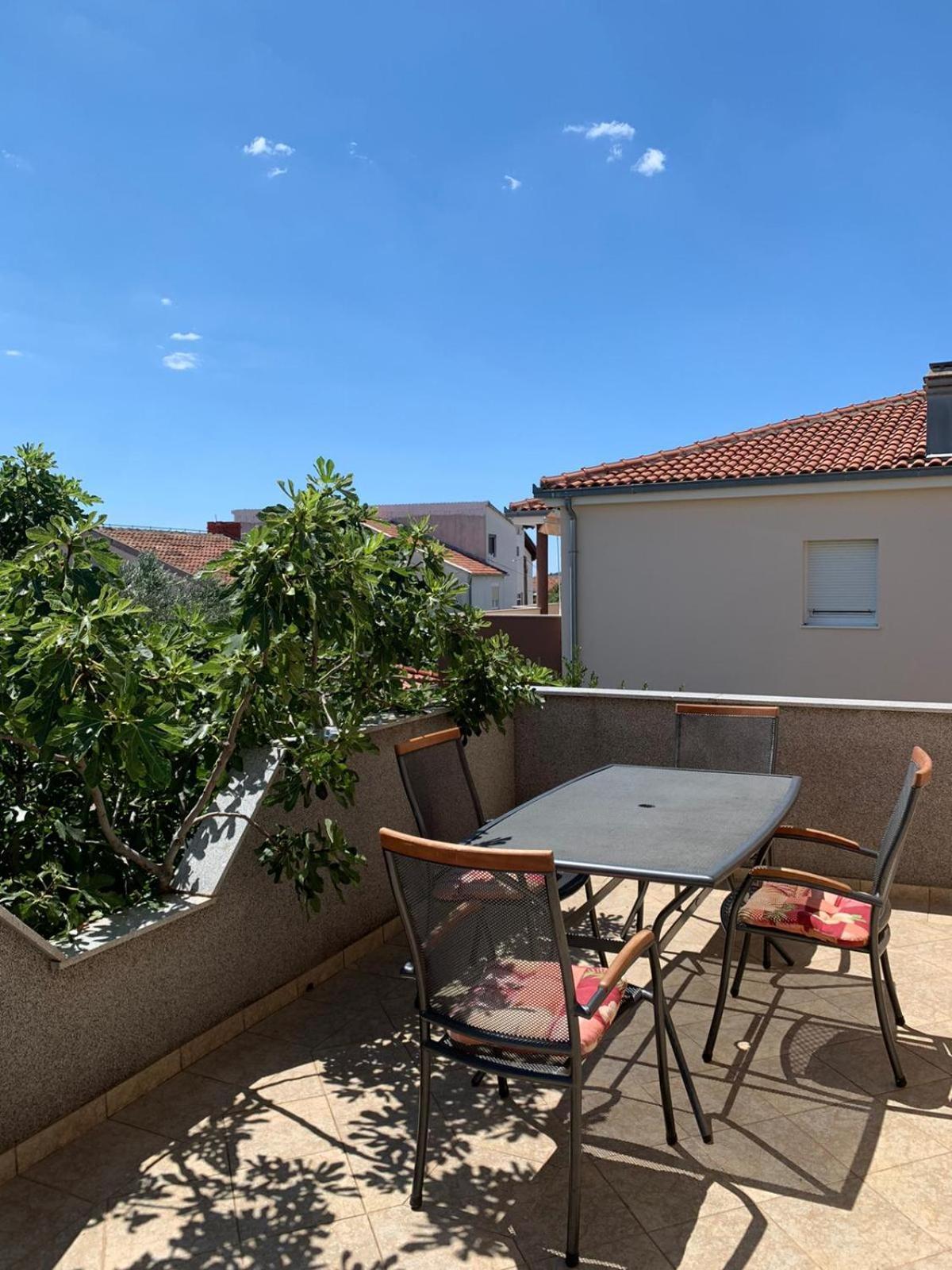 Apartmani Kutlesa Vodice Eksteriør billede